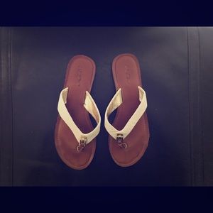 ALDO shoes/ sandals/ flip flops white size 7